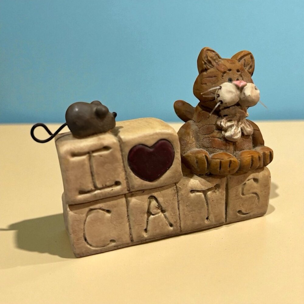 Vintage Mini HANDMADE POLYSTONE “I LOVE CATS” MINIATURE Gift Decor Kittens